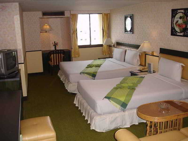 Sena Place Hotel Bangkok Extérieur photo
